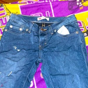 Girls Levi’s 710 super skinny jeans